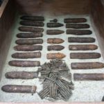 ISU proiectile neexplodate Brusturi (4)