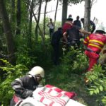 Tractor rasturnat in parau Raucesti (4)