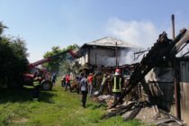 Un minor de 14 ani a dat foc locuinței unei femei din Moldoveni