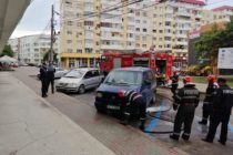 Incendiu la un microbuz provocat de un scurtcircuit, în municipiul Roman