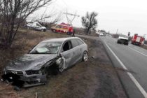 Accident rutier între un autoturism și un microbuz la Săbăoani