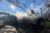 Un magazin din localitatea Rediu a luat foc