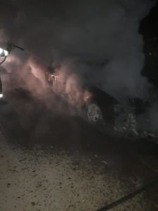 autoturism incendiat Dulcesti