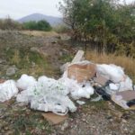 Gunoaie reziduuri in locuri nepermise (2)