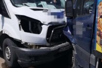 Accident rutier între două autoutilitare în comuna Pipirig