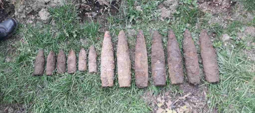 Proiectile neexplodate descoperite de un cetățean în gradină, în comuna Cordun