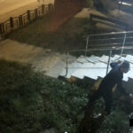 cautat de politisti pentru distrugere (4)