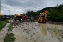 30 de locuințe inundate în urma ploilor torențiale la Pipirig