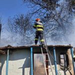 locuinta mistuita de flacari comuna Stefan cel Mare (2)