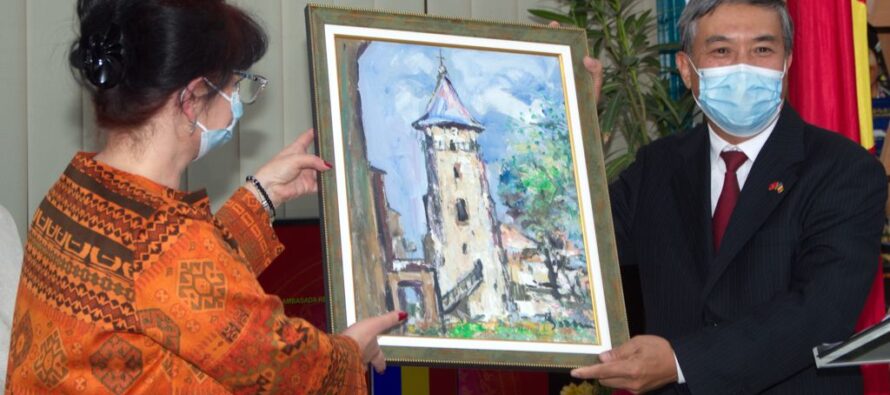 Biblioteca Județeană ”G. T. Kirileanu” a fost vizitată de ambasadorul Vietnamului