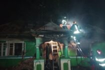 Un bătrân de 91 de ani a decedat, iar soția acestuia a suferit multiple arsuri în urma unui incendiu