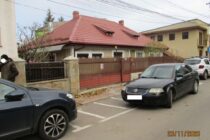 Suprins de polițiștii locali când a intrat pe interzis cu autoturismul. Avea permisul suspendat de 5 ani!