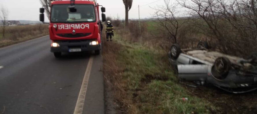 Încă un autoturism s-a răsturnat, la ieșirea din orașul Tg. Neamț