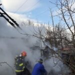 barbat carbonizat incendiu locuinta tarcau