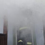 barbat carbonizat incendiu locuinta tarcau 3