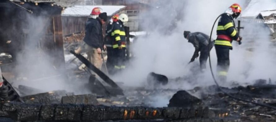 Incendiu la un gater din comuna Hangu