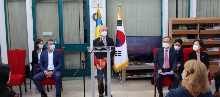 Ambasadorul  Republicii Coreea la Biblioteca Județeană ”G.T. Kirileanu”