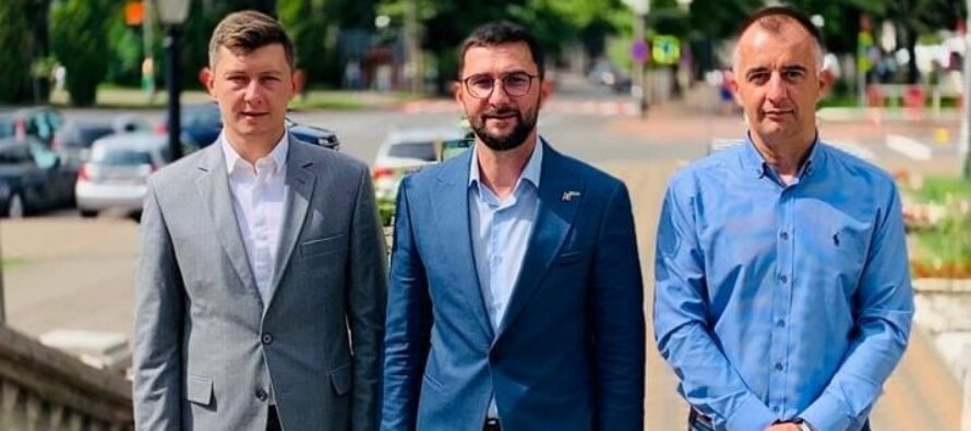 Viceprimarii Alin Lehăduș și Marius Irimia au fost repuși în funcție