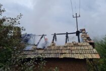 Incendiu la locuință din Piatra Neamț provocat de improvizații la instalația electrică