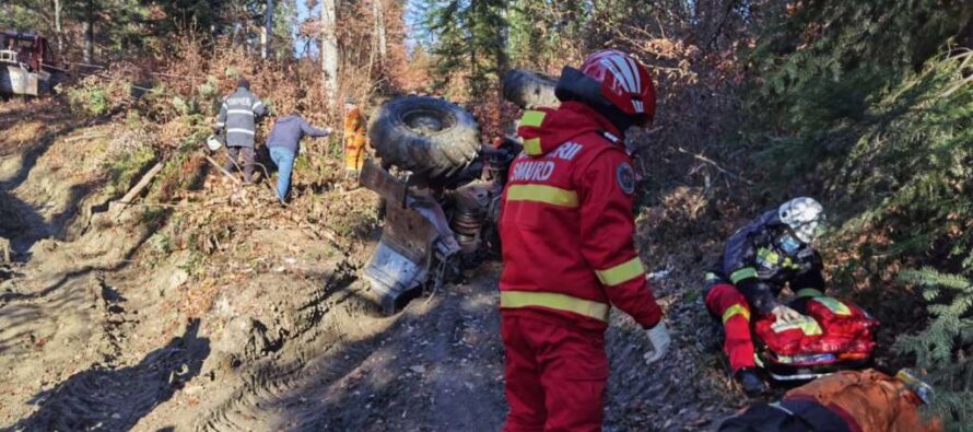 Două persoane s-au răsturnat cu un TAF, una dintre victime a decedat