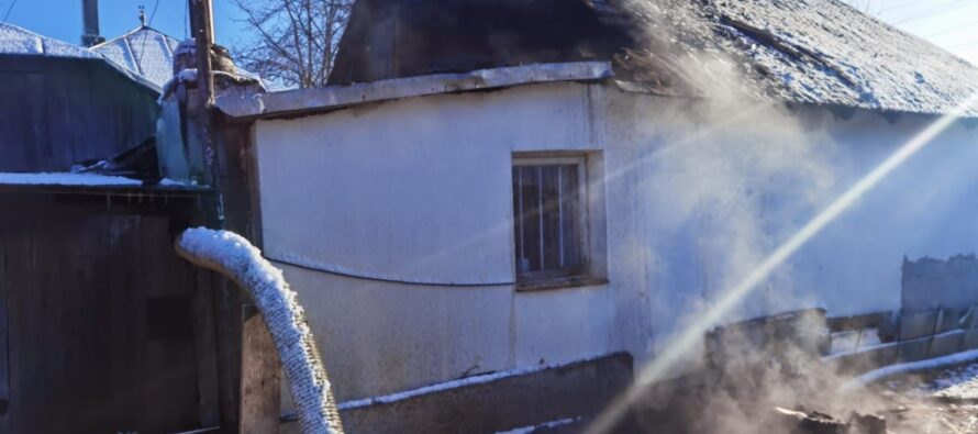 Incendiu la o locuință din Bodești provocat de un coș de fum defect