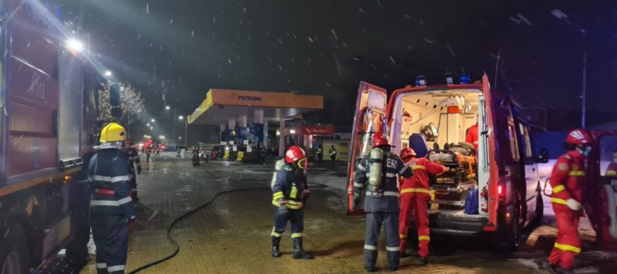 Incendiu la o benzinărie din municipiul Roman cu victime (exercițiu ISU)