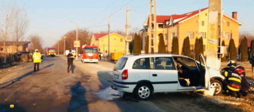 Accident rutier între două autoturisme cu 7 pasageri în comuna Horia, o persoană de 64 de ani a decedat