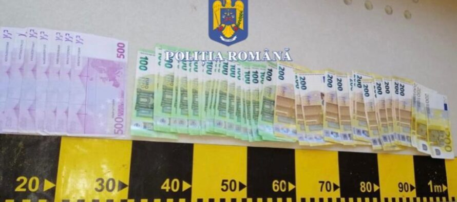 24 de percheziții domiciliare în cadrul unui dosar privind vaccinări anti-covid fictive