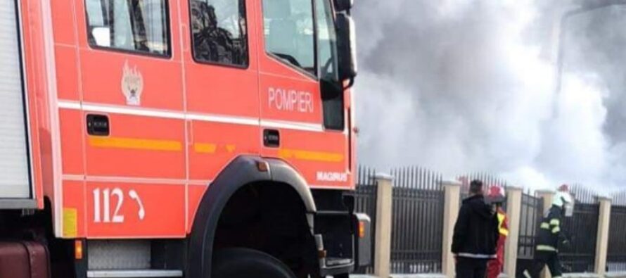 Un garaj din Piatra Neamț a luat foc din cauza unui aparat de sudură folosit necorespunzător