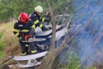Accident rutier între 2 autoturisme la Horia, o persoană a rămas încarcerată