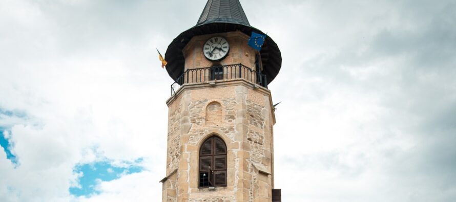 Turnul lui Ștefan cel Mare de la Curtea Domnească a fost lovit de trăsnet