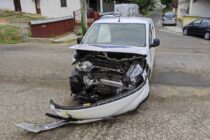 Accident rutier cu 4 autoturisme avariate în localitatea Piatra Șoimului