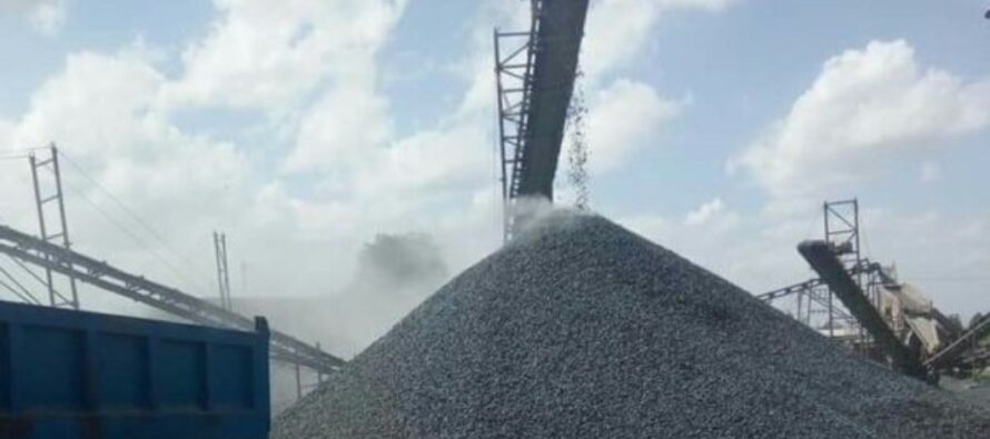 Bărbat decedat după ce a fost prins sub un utilaj la o balastieră din Gherăiești