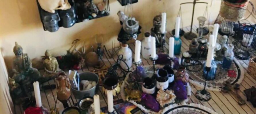 O tânără din Păstrăveni a fost ”vrăjită” de 50.000 de lei