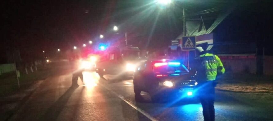 Bărbat beat criță lovit de un autoturism pe o trecere de pietoni la Zănești
