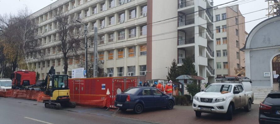 Urgențele de la Spitalul Roman sunt direcționate către SJU din Piatra Neamț din cauza unor lucrări la alimentarea cu energie electrică