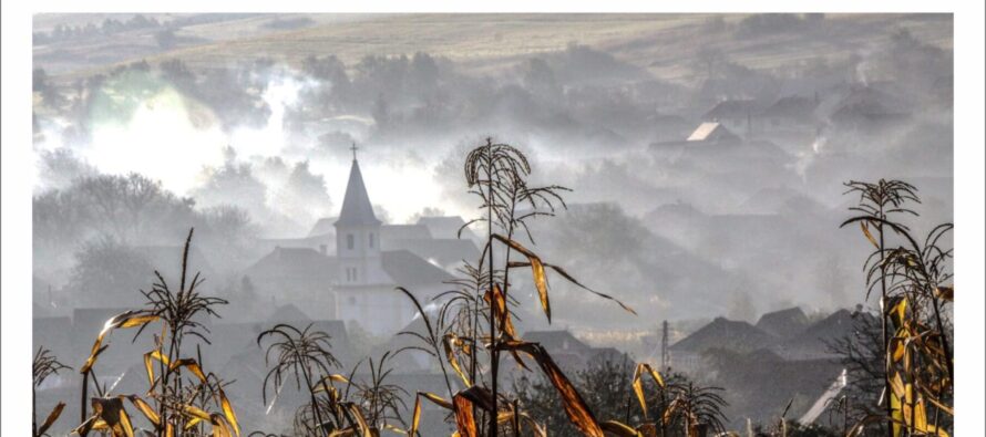 Expoziție de fotografie și lansări de carte ilustrată, la Biblioteca Județeană